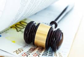 Reato di dichiarazione fraudolenta: patteggiamento solo con integrale pagamento del debito tributario 